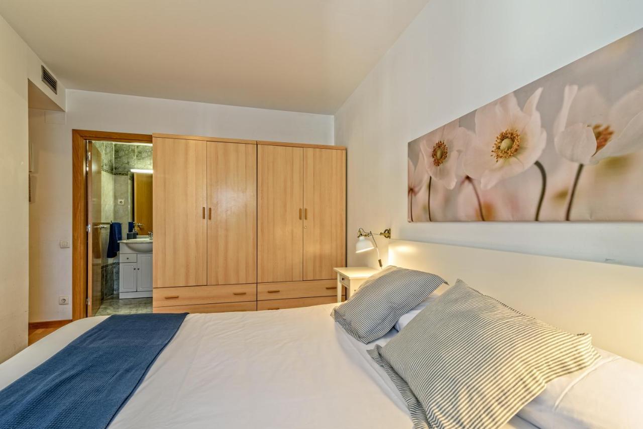 Apartamento&Piscina Cerca De Barcelona Ripollet Bagian luar foto