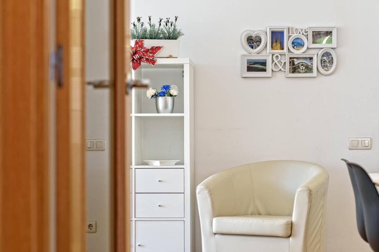 Apartamento&Piscina Cerca De Barcelona Ripollet Bagian luar foto