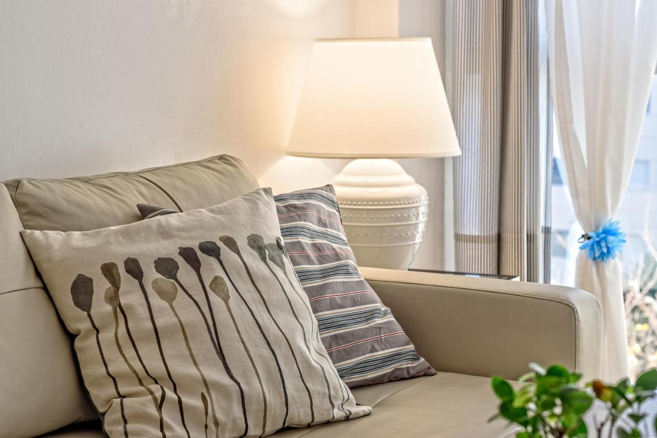 Apartamento&Piscina Cerca De Barcelona Ripollet Bagian luar foto