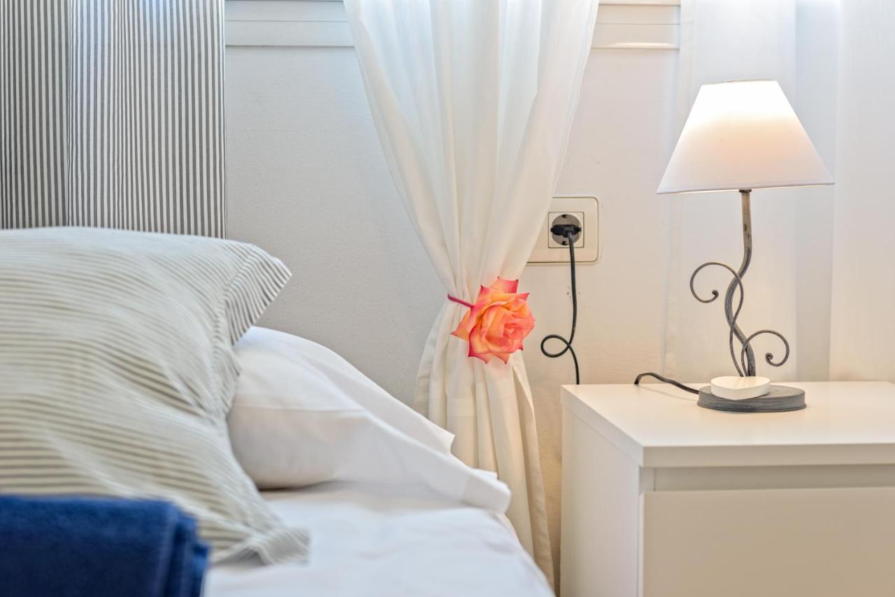 Apartamento&Piscina Cerca De Barcelona Ripollet Bagian luar foto